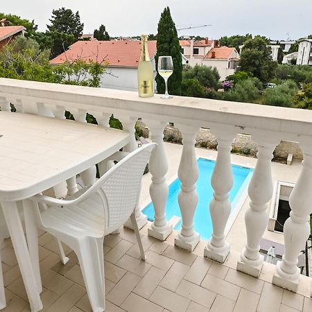 Seagull Pool Apartments & Studios Novalja Exterior photo