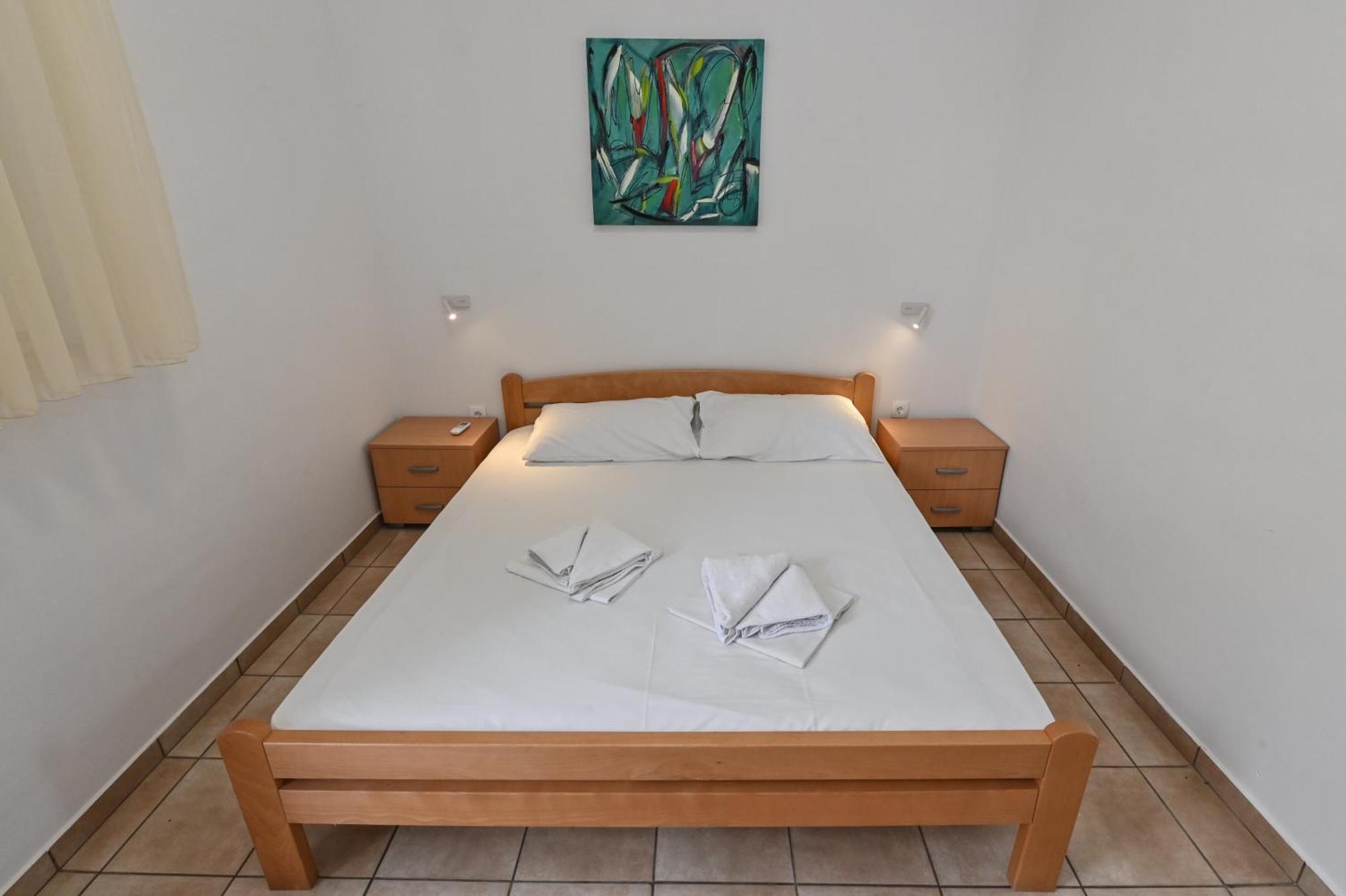Seagull Pool Apartments & Studios Novalja Room photo