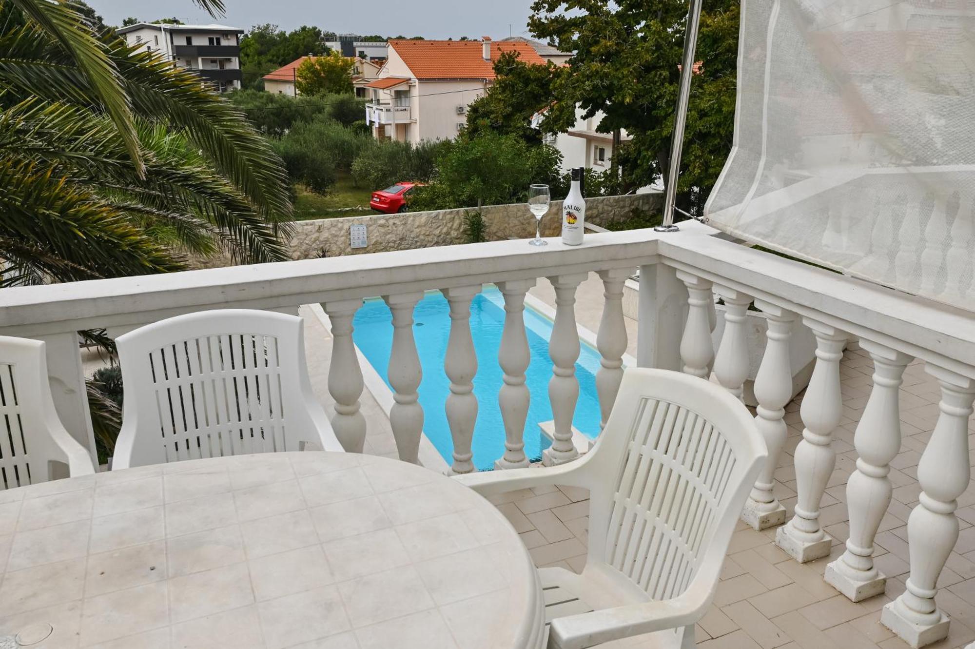 Seagull Pool Apartments & Studios Novalja Room photo